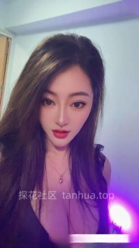 中环大奶妹子吴娜